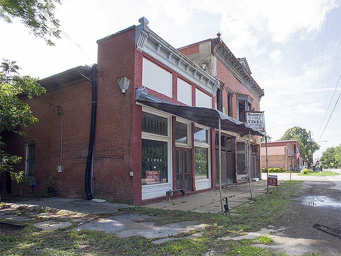 AJ Gillen Department Store, Maxeys, GA