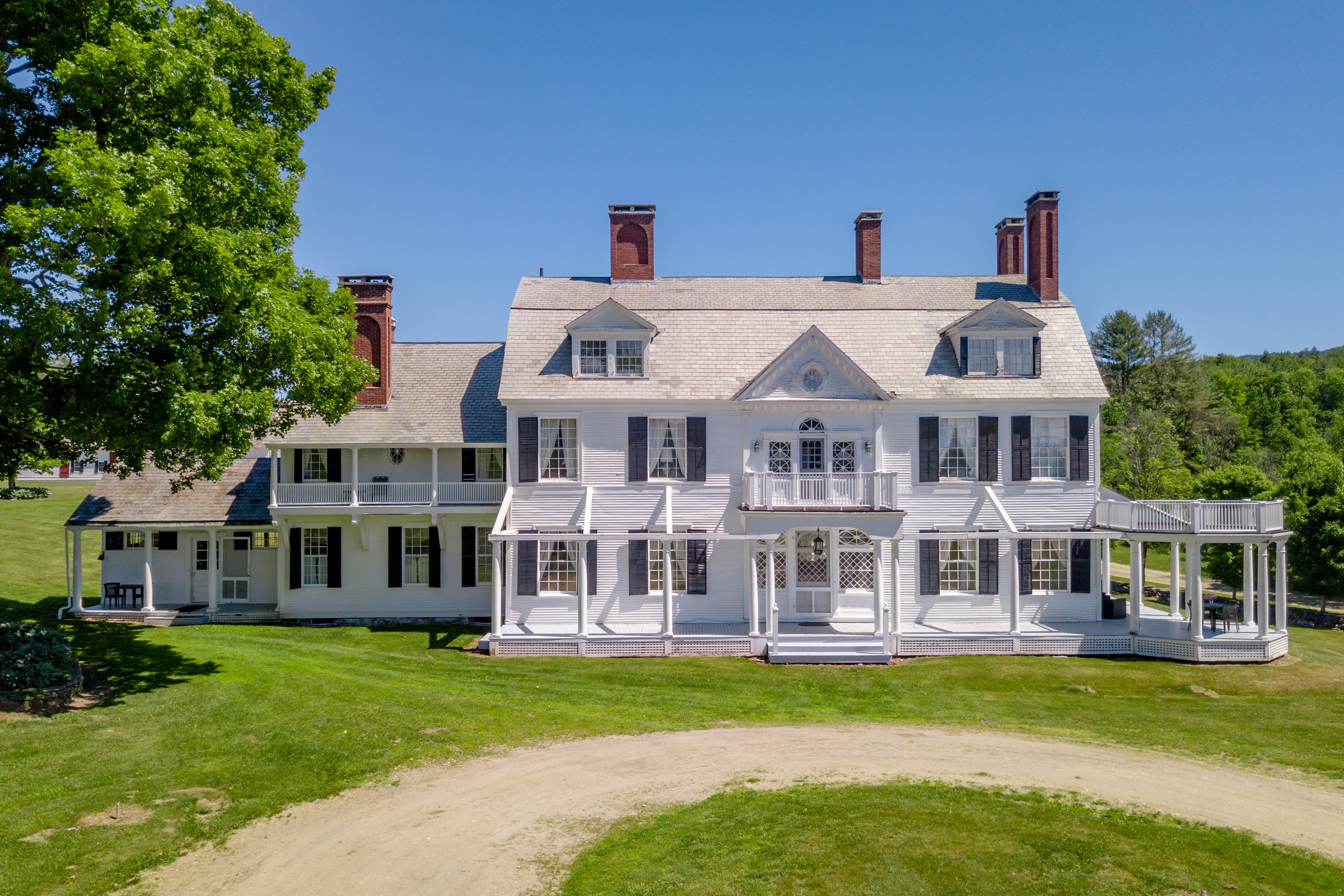 Brook Farm Vineyards, 4203 Twenty Mile Stream Rd, Cavendish, VT