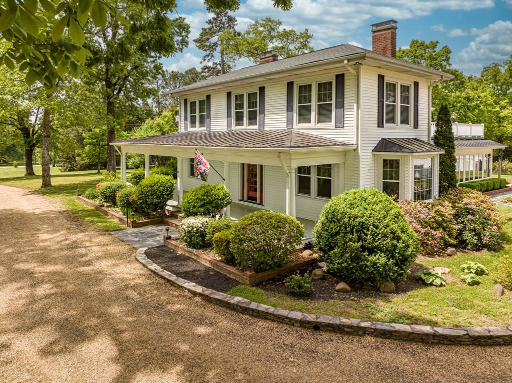 Colonial Revival Farmhouse, Parklike Setting, Halifax, VA