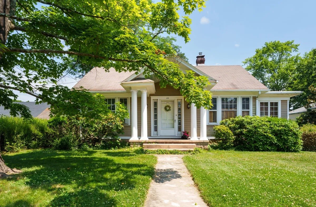 A Charmer in a Prime Rocky Hill Location, 22 Crescent Avenue, Rocky